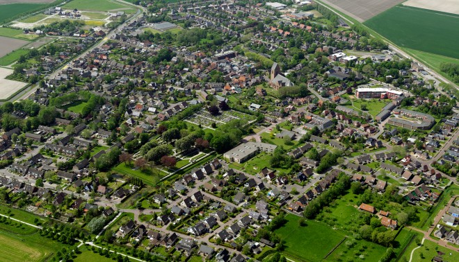 Het Groningse Loppersum van boven. Foto: Irvin van Hemert/ANP