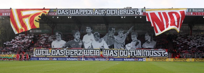 Een ludieke actie van de supporters van 1. FC Union Berlin in het stadion van de club (16 april 2012). Foto: Frank Sorge/Hollandse Hoogte