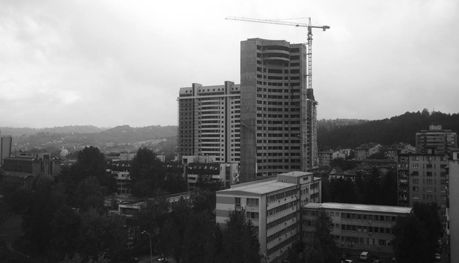 Fotograaf Thomas Bønig bezocht Tuzla in 2013 om de stad en het dagelijks leven vast te leggen. Foto: Thomas Bønig