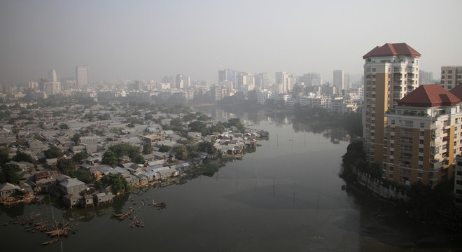 Het noorden van Dhaka op 20 november, 2016. Foto: Rehman Asad / NurPhoto via Getty Images