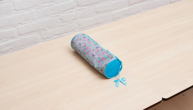 De etui van Yasmine. Foto: Annabel Miedema (voor De Correspondent)