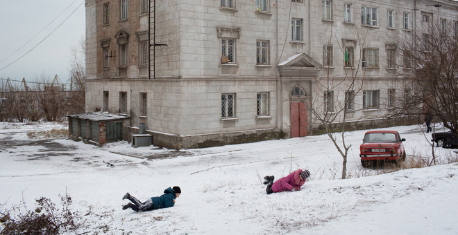 Dit is het voormalige studentenhuis in de stad Marioepol dat momenteel fungeert als opvang voor vluchtelingen. Foto: Alexander Chekmenev (voor De Correspondent)