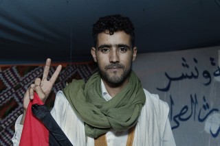 Lomadi Abdessalam zit sinds 21 januari gevangen op verdenking van smokkel en het in brand steken van een politieauto. Hij ging twee keer in hongerstaking tijdens zijn gevangenschap. Foto Andreas Stahl.