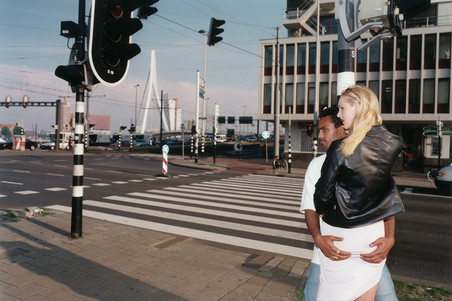 Otto Snoek fotografeert al jaren het straatbeeld in zijn woonplaats in Rotterdam, waar circa 170 verschillende nationaliteiten wonen. Foto: Otto Snoek/HH