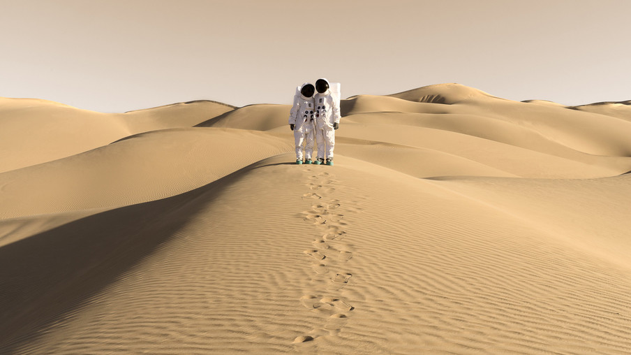 Uit de serie ‘Greetings from Mars’ door Julien Mauve
