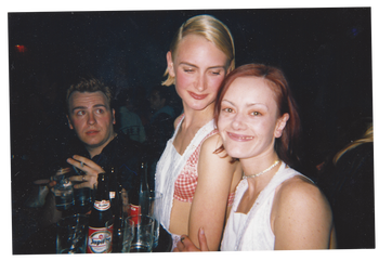 Jannah Loontjens en Gail Watson in de Supperclub, tijdens een Monday Monkeys Night, 1996.