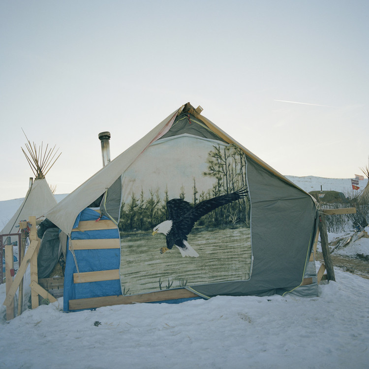 Uit de serie Faces of Standing Rock van fotograaf Mico Toledo